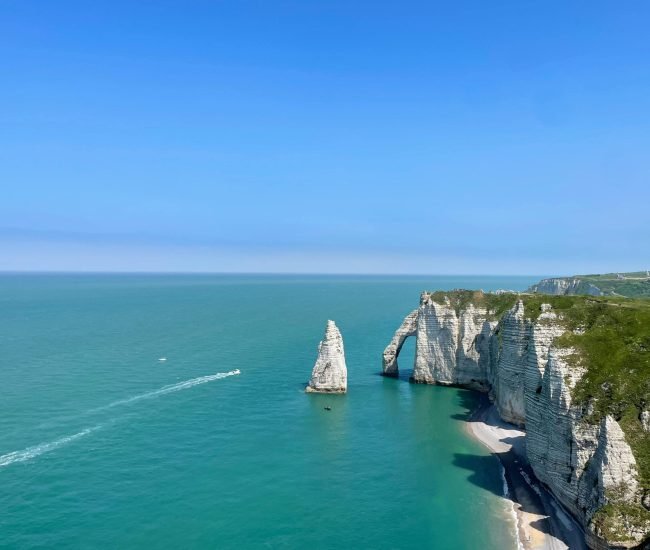 Etretat aiguille creuse